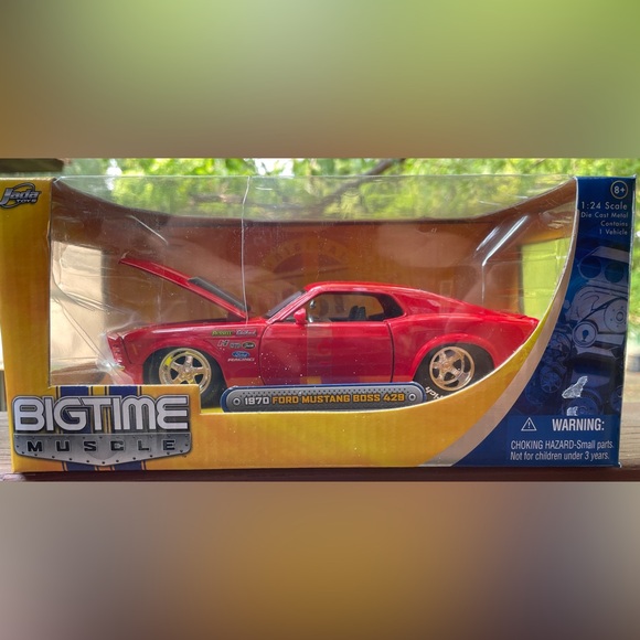 1970 Ford Mustang Boss 429 - Big Time Muscle 1:24 Scale Car - Picture 1 of 3